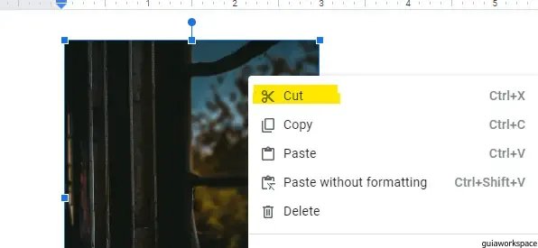 Cómo voltear una imagen en Google Docs